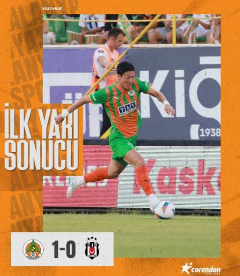 드리블 전진하는 황의조의 모습. /사진=알란야스포르 공식 SNS 갈무리