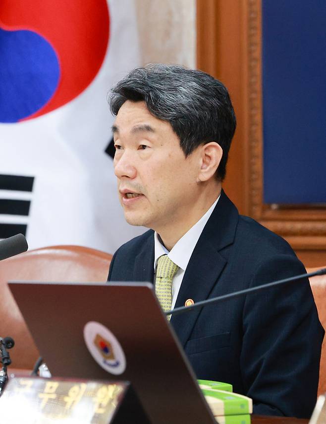 이주호 대통령 권한대행 부총리 겸 교육부 장관이 20일 정부서울청사에서 열린 국무회의에서 발언하고 있다. <연합뉴스>