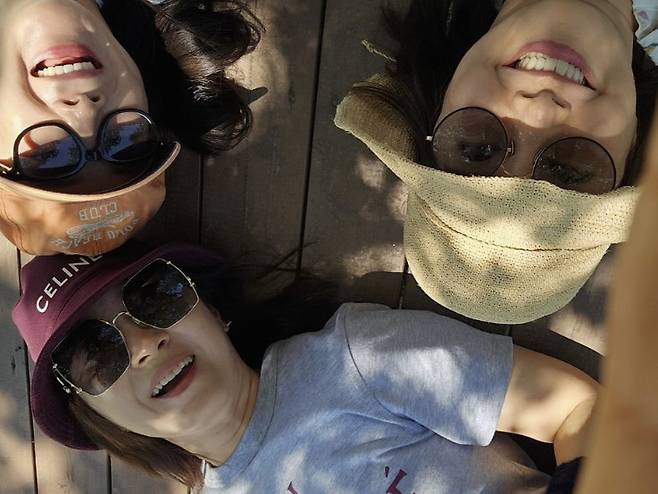 윤유선 소셜 계정 캡처