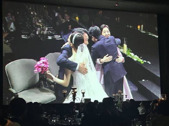 국민의힘 성일종 의원이 지난 18일 "대선 기간에 집안 경사로 지인들에게 부담을 드리는 건 도리가 아니라고 생각했다"고 여혼 소식을 페이스북에 올렸다