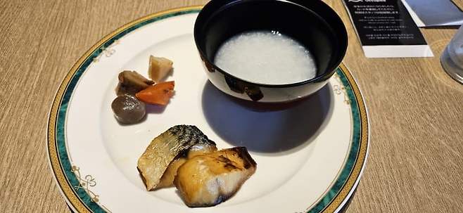 7fed8273b58769f251ef81e041837c73d4b5ab668c5b54f9717b0fc2945aa7ab