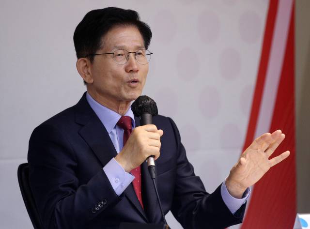 김문수 국민의힘 대선 후보가 22일 서울 용산구 한국여성단체협의회에서 열린 여성정책 협약식에서 발언하고 있다. 성형주 기자