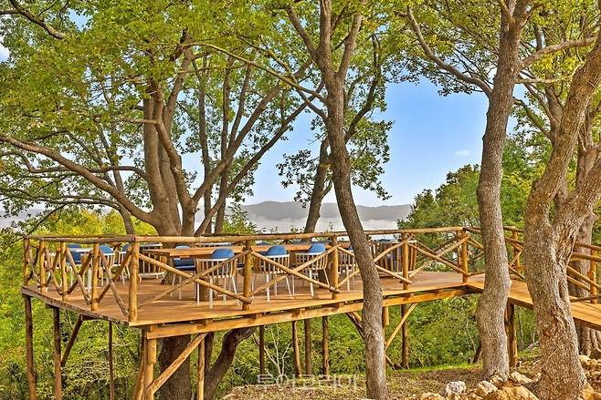 만다린 오리엔탈 호텔 그룹이 이탈리아 움브리아 지역에 오픈한 익셉셔널 홈즈, 카스텔로 디 프로코피오. (사진 제공=만다린 오리엔탈 호텔 그룹)