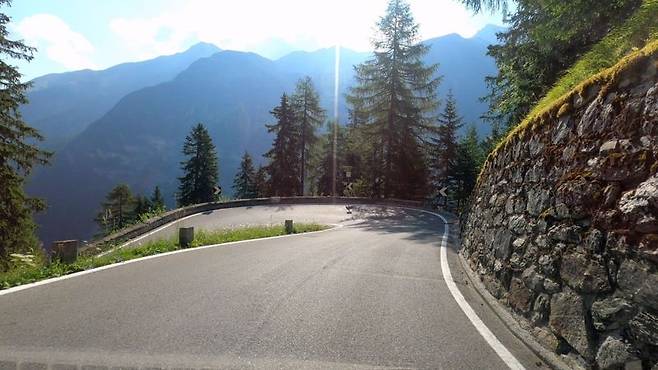 내리막길에서 브레이크가 고장나다. 사진=김태원(tan)