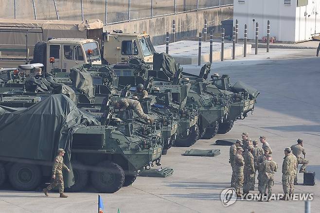 주한미군과 스트라이커 장갑차 [연합뉴스 자료사진[