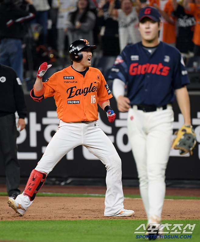 23일 대전 한화생명볼파크에서 열린 한화 이글스와 롯데 자이언츠의 경기. 5회말 1사 1,2루 한화 하주석이 적시타를 날린 뒤 환호하고 있다. 대전=박재만 기자 pjm@sportschosun.com/2025.05.23/