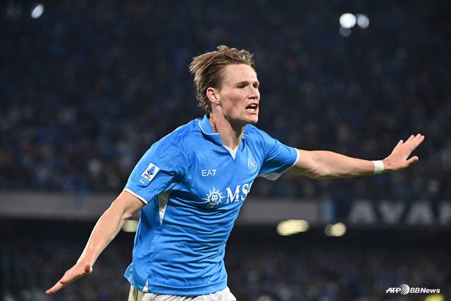 스콧 맥토미니의 골 세리머니. /AFPBBNews=뉴스1