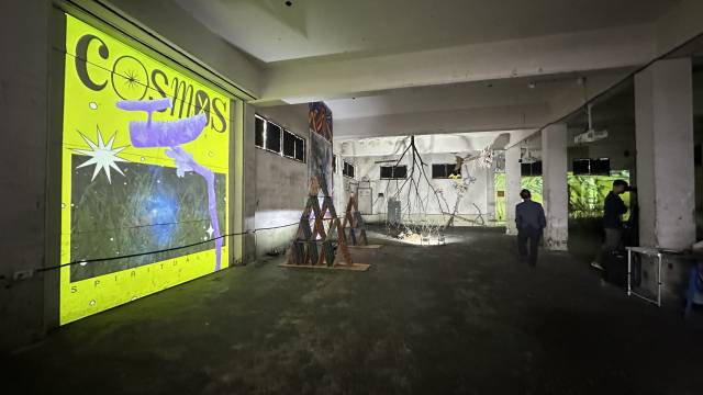 2025 금정산생명문화축전이 24일 열린 '생명전'을 시작으로 6월 8일까지 이어진다. 생명전이 열리는 일산수지는 플라스틱 제품을 만들던 사상공단의 폐공장이다. 부산민예총 제공