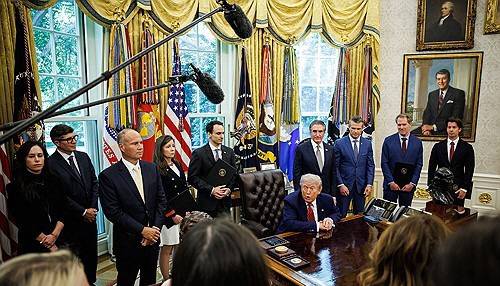 원전 관련 행정명령 서명 행사 연 트럼프 미 대통령.연합