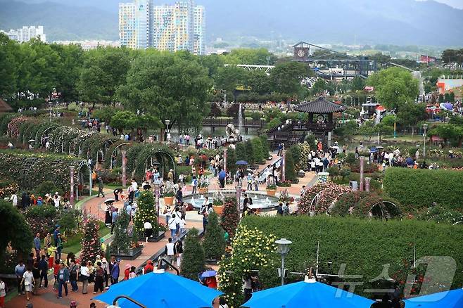 제15회 곡성세계장미축제 전경.(곡성군 제공. 재판매 및 DB 금지)