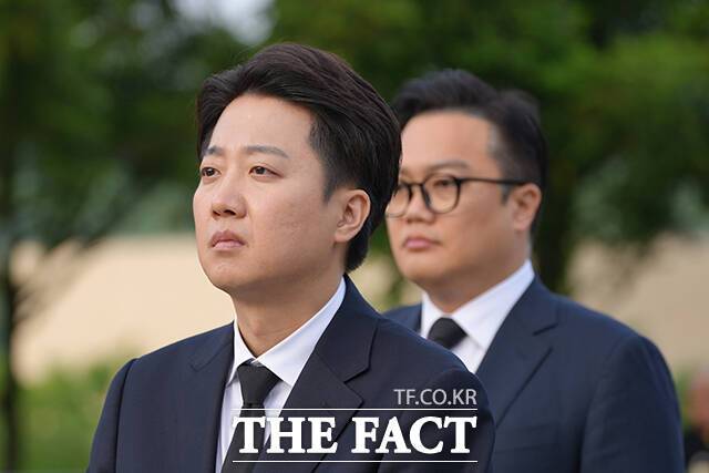 그러나 선거일까지 얼마 남지 않은 상황에서 가능성에만 기대는 전략을 우려하는 당내 목소리가 나온다. /개혁신당