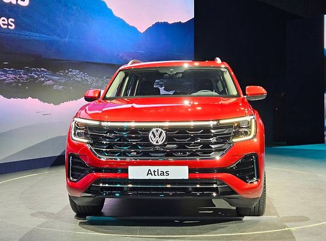 26일 인천 중구 스튜디오파라다이스에서 열린 폭스바겐 신형 아틀라스 미디어 론칭 행사에서 '신형 아틀라스'가 공개되고 있다. ⓒ데일리안 정진주 기자