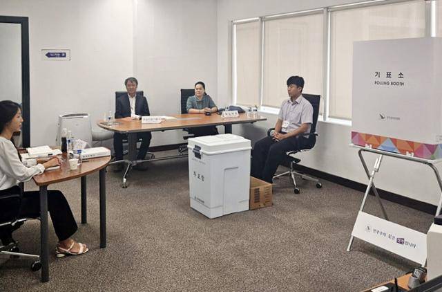 22일 쿠바 아바나 소재 주쿠바대사관에 21대 대통령선거 재외투표소가 마련돼 있다. 주쿠바 한국대사관 제공