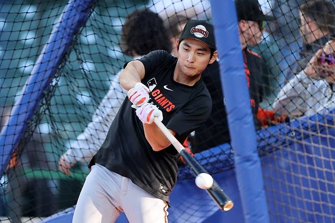 샌프란시스코 자이언츠 외야수 이정후가 미국 워싱턴DC의 내셔널스파크에서 열린 2025 미국프로야구 메이저리그(MLB) 워싱턴 내셔널스와의 원정경기에 3번타자 겸 중견수로 선발 출전해 4타수 1안타를 기록했다. 샌프란시스코는 투수들의 호투 릴레이에 힘입어 워싱턴을 3:2로 제압했다. AFP 연합뉴스