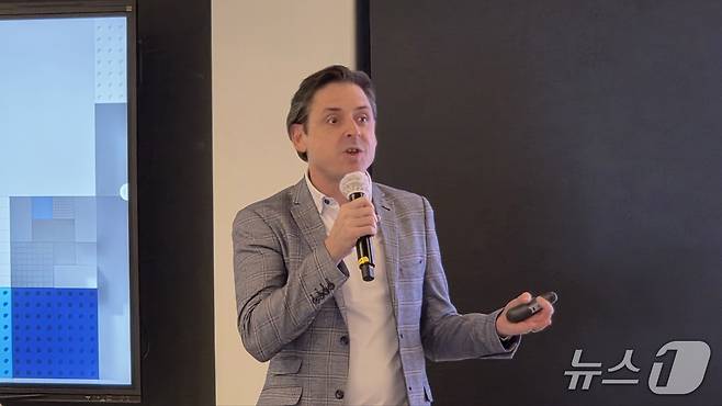 샘 워너(Sam Werner) IBM 글로벌 스토리지 부문 부사장이 발언하고 있다. 2025.5.27/뉴스1 ⓒ News1 김민석 기자