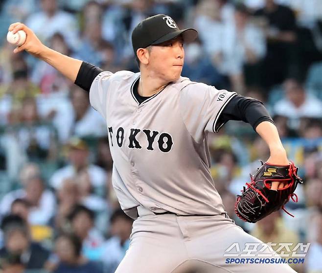 요미우리 에이스로 기대가 컸던 도고는 6경기에서 4패만 기록하는 부진을 보였다. 사진캡처=요미우리 자이언츠 SNS