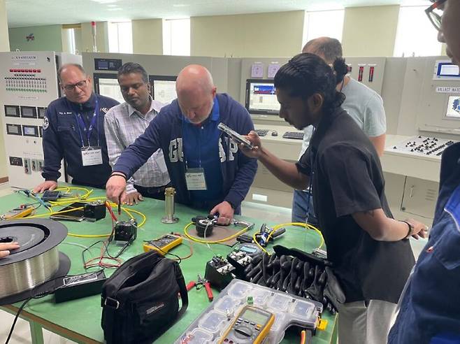 한라IMS 부산 본사에서 열린 '2025 글로벌 에이전트 트레이닝’ 참가자들이 교육을 받고 있다. /한라IMS 제공