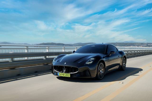 마세라티의 첫 전기차 모델 ‘그란투리스모 폴고레’. 사진제공=마세라티코리아