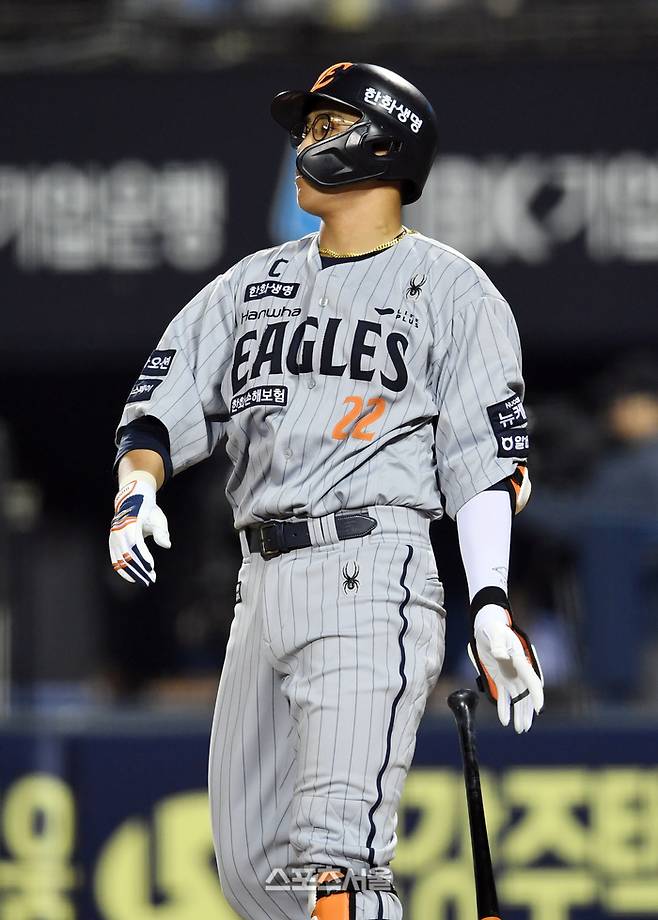 한화 채은성이 28일 잠실구장에서 열린 2025 KBO리그 LG와 경기 연장 11회초 2사 1루 상황에서 LG 박명근을 상대로 2점 홈런을 치고 있다. 채은성의 시즌 6호 홈런. 잠실 | 박진업 기자 upandup@sportsseoul.com