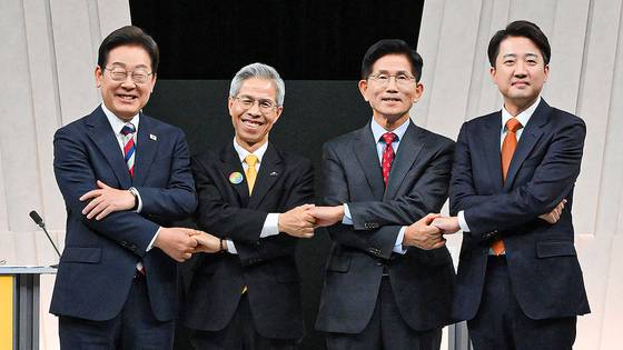 더불어민주당 이재명(왼쪽부터), 민주노동당 권영국, 국민의힘 김문수, 개혁신당 이준석 대선 후보. 국회사진기자단