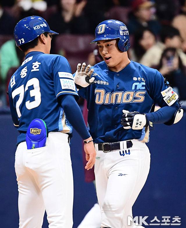 29일 인천 SSG전에서 홈런포를 가동한 김휘집. 사진=김영구 기자