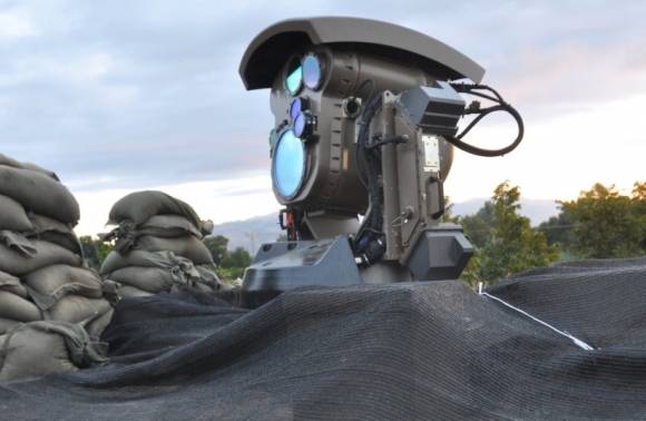 이스라엘의 차세대 레이저 방공시스템 ‘아이언빔’의 저출력 버전. 출처=이스라엘 국방부