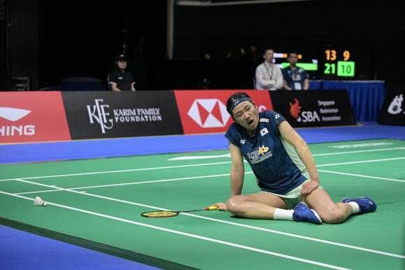 안세영이 30일(현지 시간) 싱가포르에서 열린 2025 세계배드민턴연맹(BWF) 월드투어 슈퍼 750 싱가포르 오픈 단식 8강전에서 천위페이(중국)와 경기하고 있다. 대회 3연패를 노리던 안세영이 0-2(13-21 16-21)로 완패해 4강에 오르지 못했다. 2025.05.30. 싱가포르 신화 뉴시스