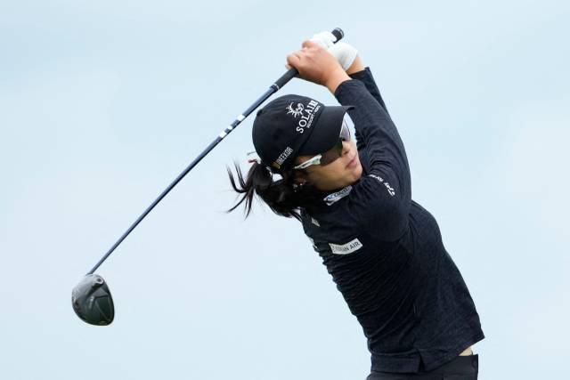 드라이브 샷을 하고 있는 윤이나. 사진 제공=AFP연합뉴스