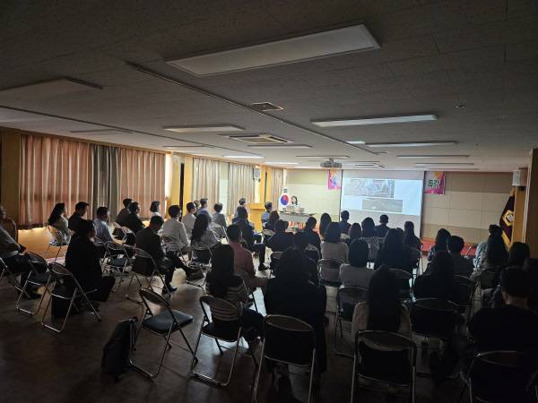 지난 5월 22일 부산지방법원 동부지원의 ‘그린 북 클럽 인문 특강’ 모습.