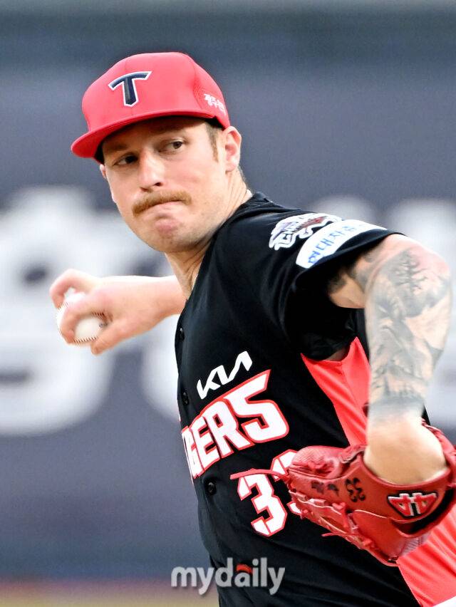 21일 오후 경기도 수원시 조원동 수원kt위즈파크에서 진행된 '2025 프로야구 KBO리그' kt위즈와 KIA타이거즈의 경기. 기아 올러가 선발등판해 역투하고 있다./마이데일리