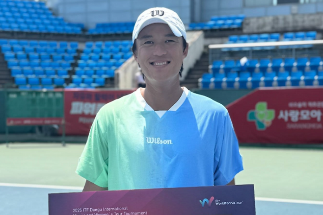 ITF 대구 대회에서 단식 우승한 남지성(사진/남지성 SNS)
