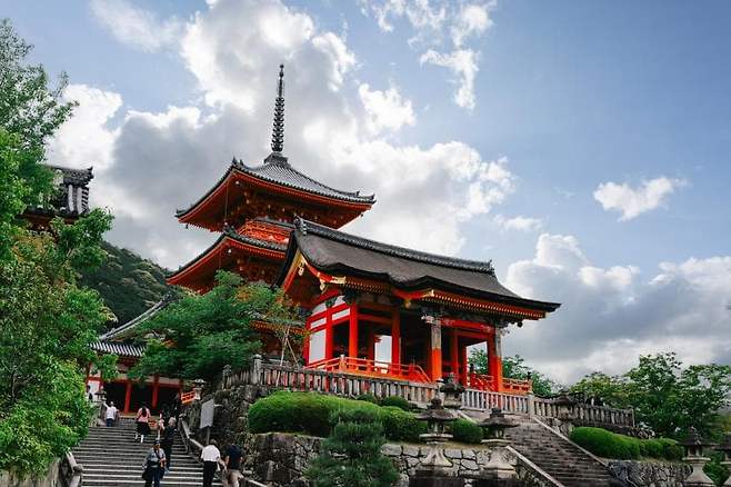 06bcdb27eae639aa658084e54484746b28be15540550d4e121586be2039e260941eb04370fd98d1aa3812abb6a020a04