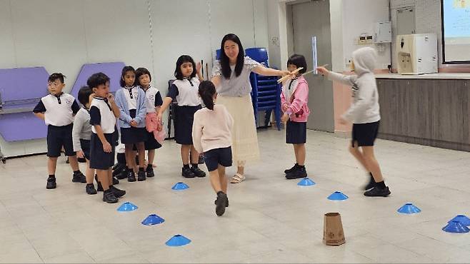 싱가포르 국제교류 수업 모습. 한밭초 제공