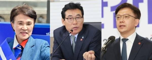 제주 출신 강금실 전 법무부장관(왼쪽), 송석언 전 제주대학교 총장, 현근택 수원시 제2부시장.