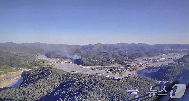 4일 오후 5시 23분쯤 진주시 이반성면 장안리의 한 야산에서 산불이 발생했다. 사진은 산불 현장 모습.(산림청 제공. 재판매 및 DB금지)