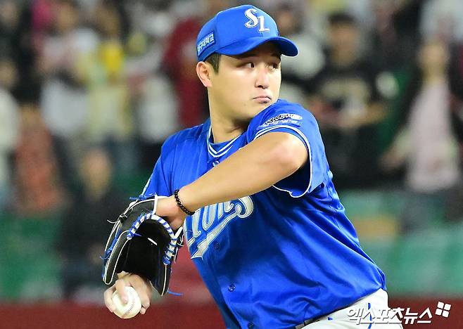 삼성 라이온즈 우완 최원태가 4일 인천 SSG랜더스필드에서 열린 2025 신한 SOL Bank KBO리그 팀 간 SSG 랜더스와의 팀 간 8차전에 선발등판, 5.1이닝 4실점으로 패전의 멍에를 썼다. 사진 엑스포츠뉴스 DB