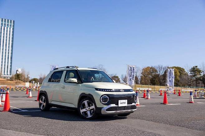 현대차가 일본에서 판매 중인 소형 전기차 ‘인스터(한국명 캐스퍼 일렉트릭)’. (사진=현대차)