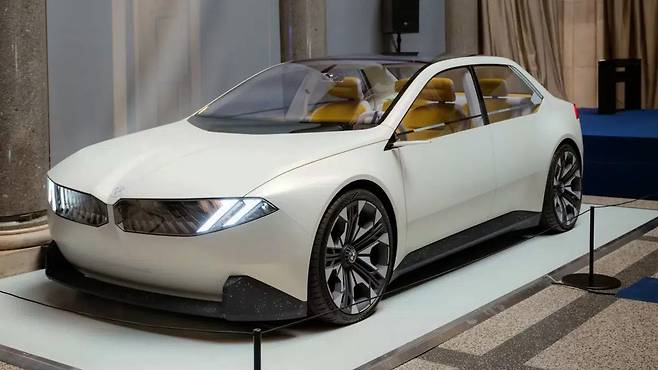 BMW 신형 디자인 노이어 클라쎄