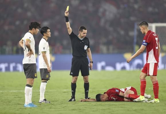 5일 인도네시아 자카르타 겔로라붕카르노 스타디움에서 열린 2026 국제축구연맹(FIFA) 북중미 월드컵 아시아 3차 예선 C조 9차전에서 중국이 인도네시아에 0-1로 져 C조 6위로 밀리면서 본선 진출이 좌절됐다. 2025.6.5 자카르타 AP 뉴시스