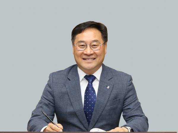 윤재천 김천농협 조합장.