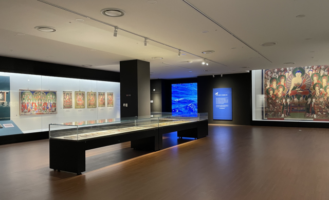 '그럼에도 불구하고, 大慈大悲' 전시 전경. 범어사 성보박물관 제공