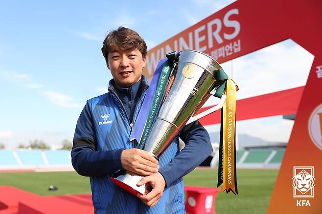 김해재믹스축구클럽 이승우 감독. 사진┃KFA