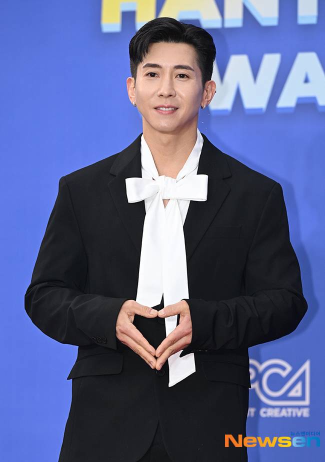 브라이언, 뉴스엔DB