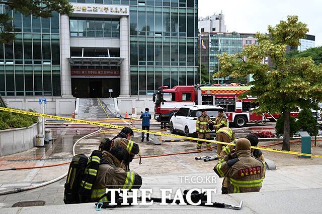 조계사 옆 한국불교역사문화기념관에서 불이 났다.