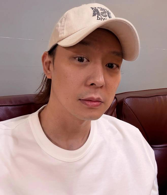 한국 연예계에서 사실상 퇴출당한 박유천이 일본에서 활동 중인 근황을 전했다. /사진=인스타그램 갈무리