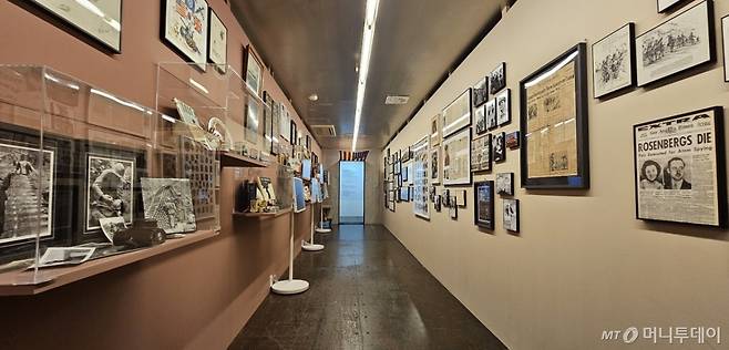 10일 서울 강남구 'SJ 쿤스트할레'에서 열린 '프로젝트 솔져 : 한국여행 참전용사를 찾아서' 특별전 모습. / 사진 = 오진영 기자