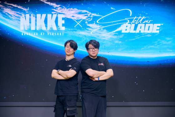 시프트업 김형태 대표(좌), ‘승리의 여신: 니케’ 유형석 디렉터