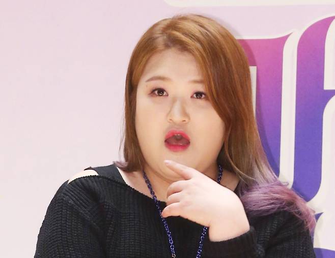 코미디언 이국주가 과거 버스에서 폭행당한 적 있다고 고백했다. 사진은 지난 2016년 2월 서울 마포구 상암동 JTBC에서 열린 예능프로그램 '마녀를 부탁해' 제작발표회에 참석한 코미디언 이국주. /사진=머니투데이