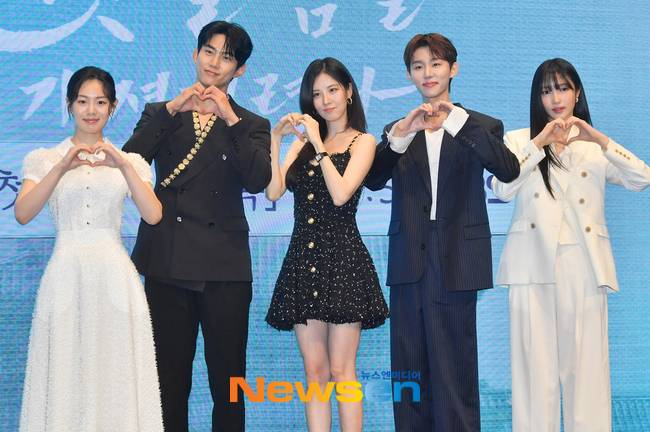 권한솔, 옥택연, 서현, 서범준, 지혜원