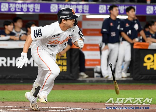12일 대전 한화생명볼파크에서 열린 한화 이글스와 두산 베어스의 경기. 7회말 2사 1,3루 한화 이원석이 역전 적시타를 날리고 있다. 대전=박재만 기자 pjm@sportschosun.com/2025.06.12/